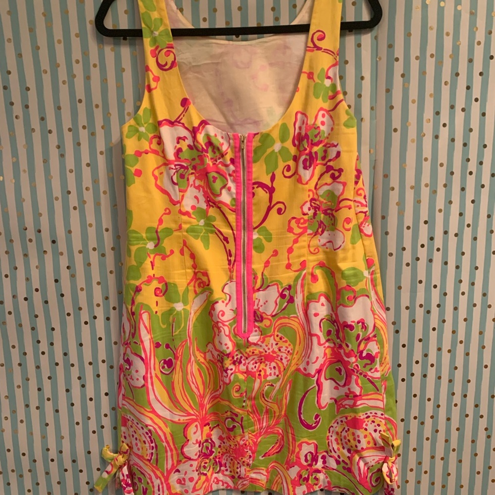Lilly Pulitzer - Picture 3 of 5